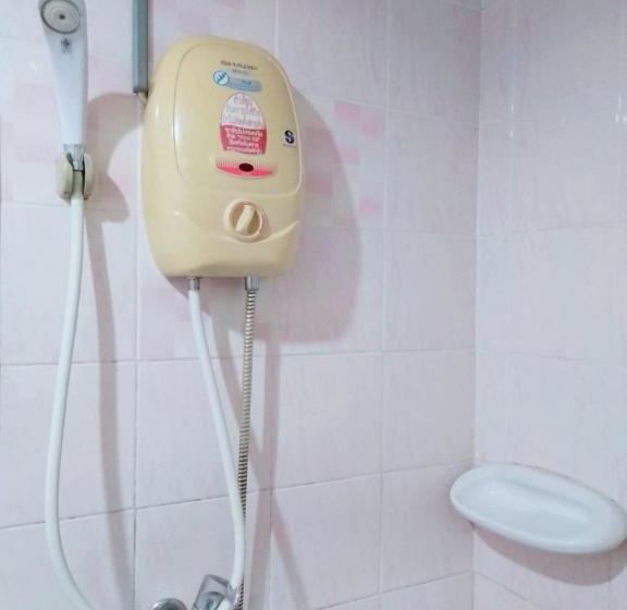 בית מלון כפרי Cathay Guesthouse Hat Yai