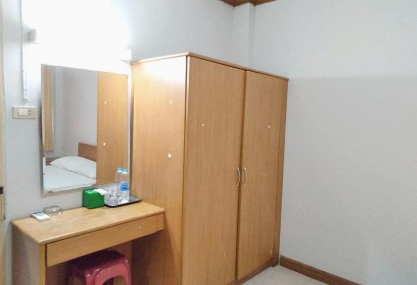 בית מלון כפרי Cathay Guesthouse Hat Yai