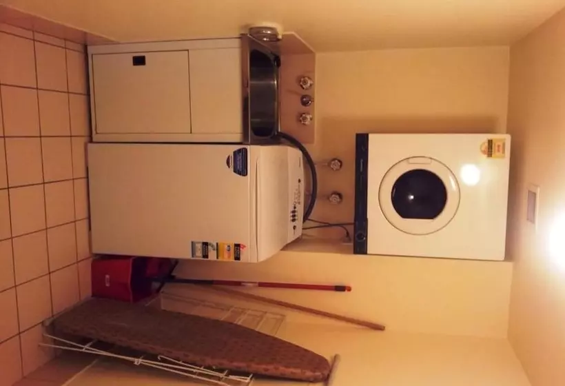 Отель Champelli Palms Apartments