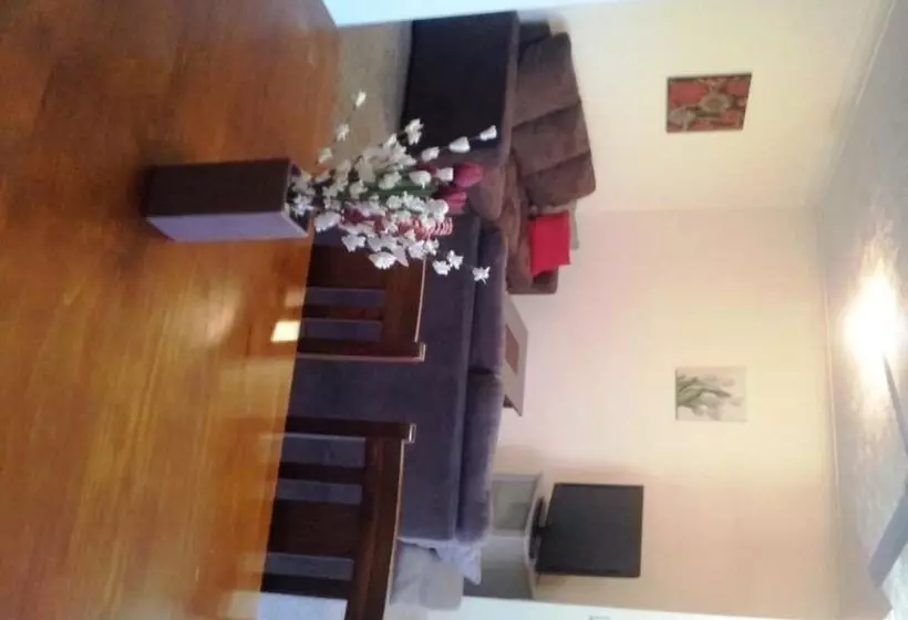 Отель Champelli Palms Apartments