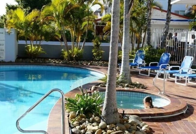 酒店 Champelli Palms Apartments