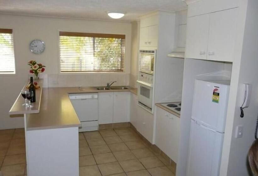 酒店 Champelli Palms Apartments