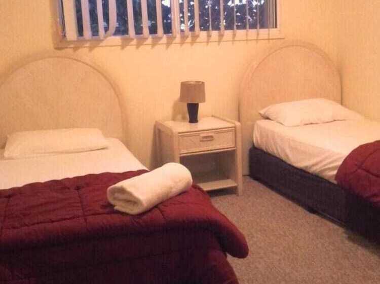 酒店 Champelli Palms Apartments