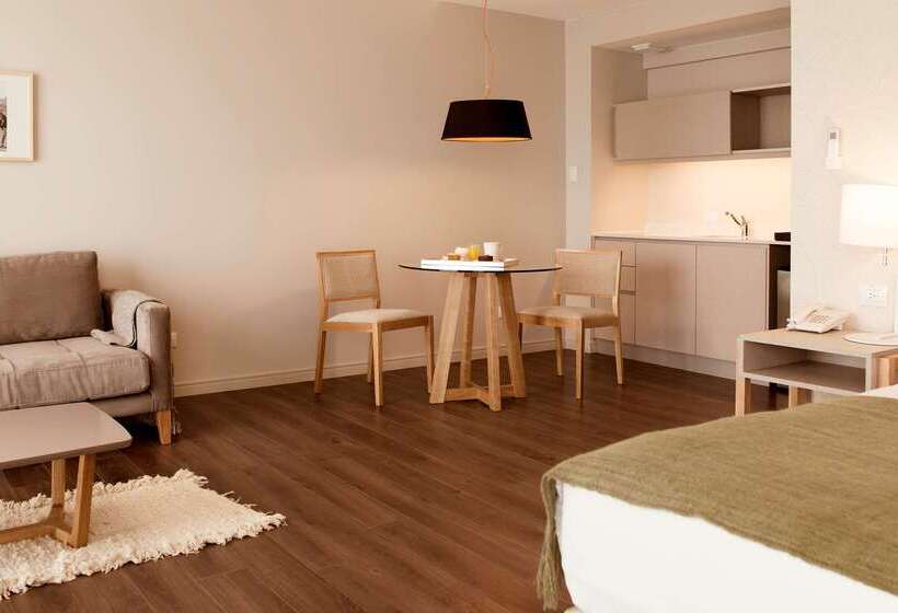 هتل Dazzler By Wyndham Polo