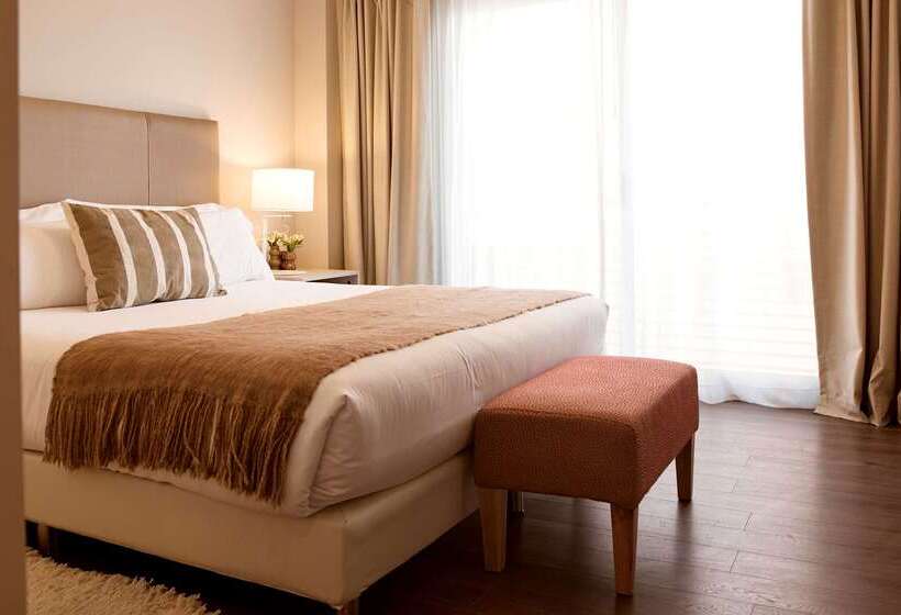 هتل Dazzler By Wyndham Polo