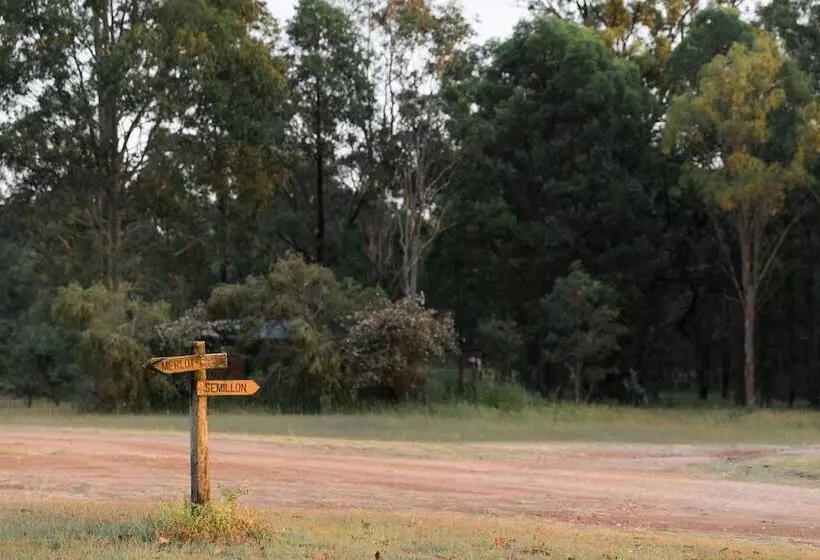 فندق Hunter Hideaway Cottages