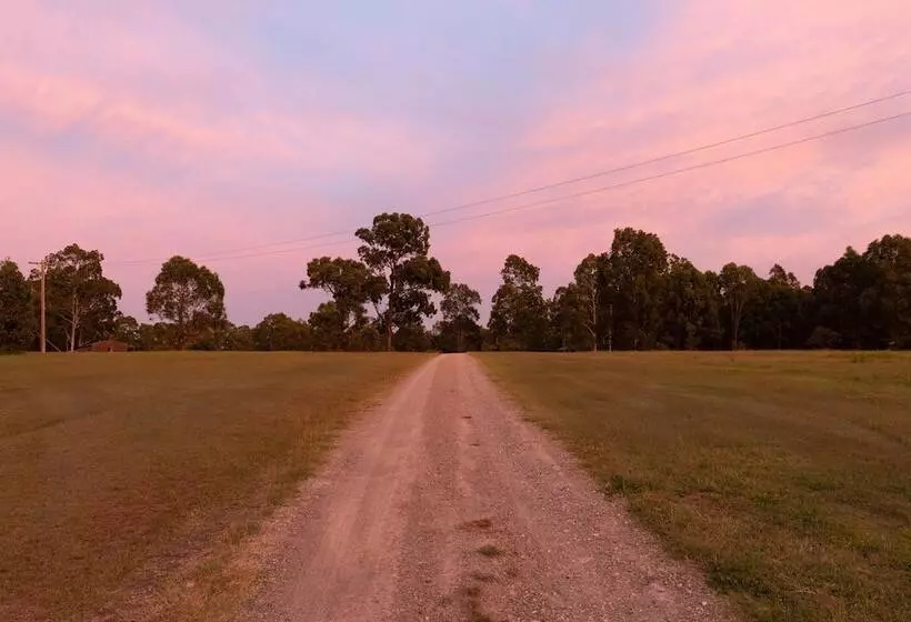 فندق Hunter Hideaway Cottages
