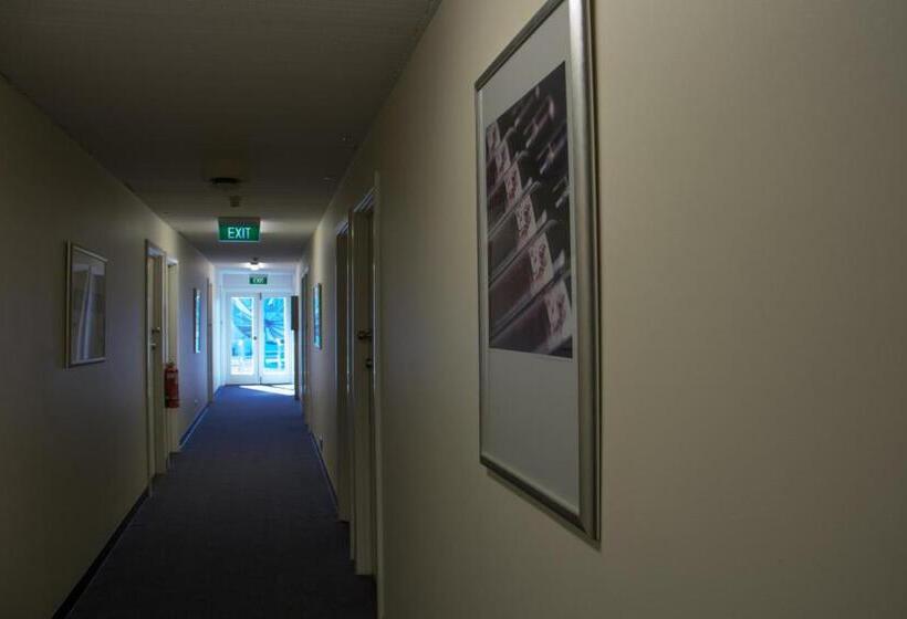 בית מלון כפרי Lockleys