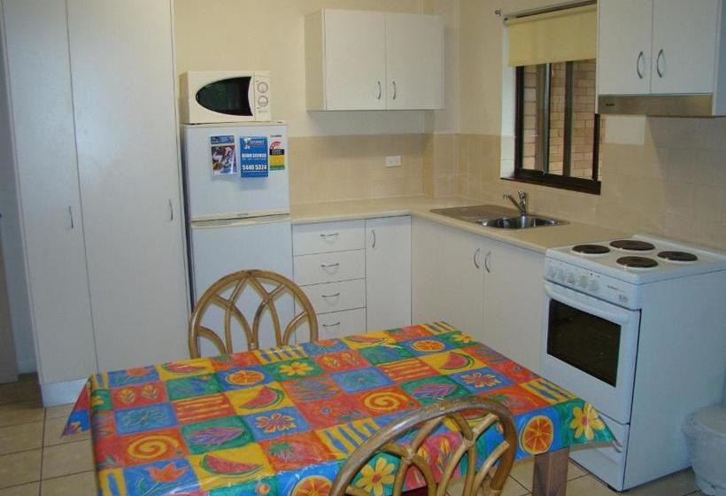 酒店 Noosa Yallambee Holiday Apartments