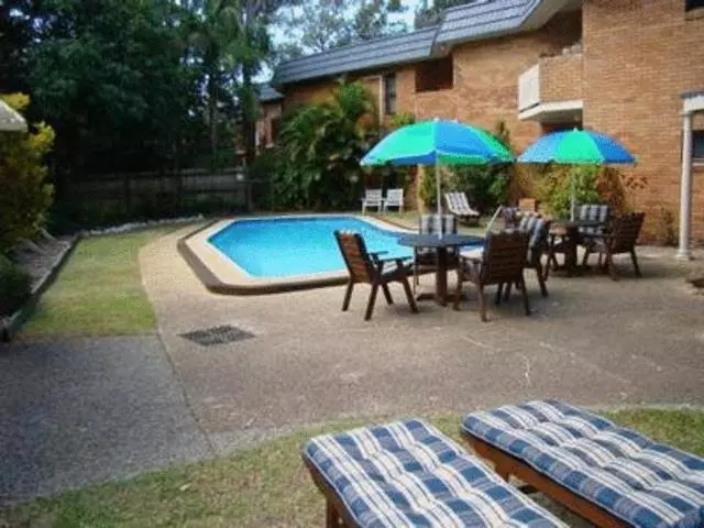 酒店 Noosa Yallambee Holiday Apartments