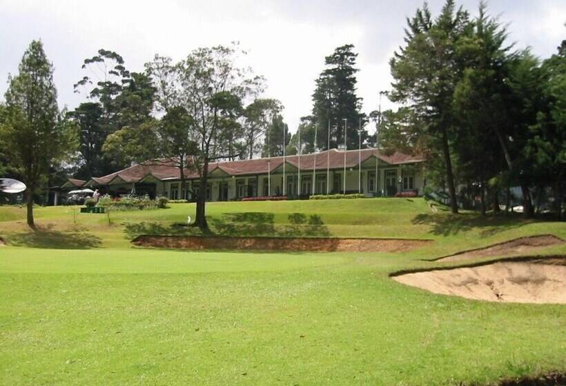 Отель Nuwara Eliya Golf Club