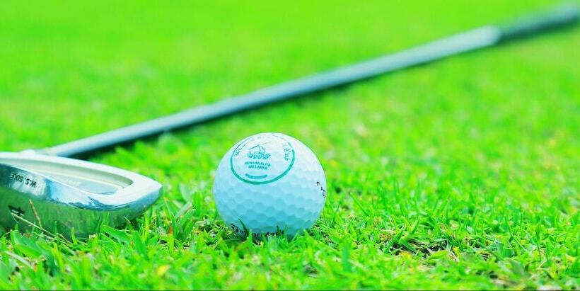 Отель Nuwara Eliya Golf Club