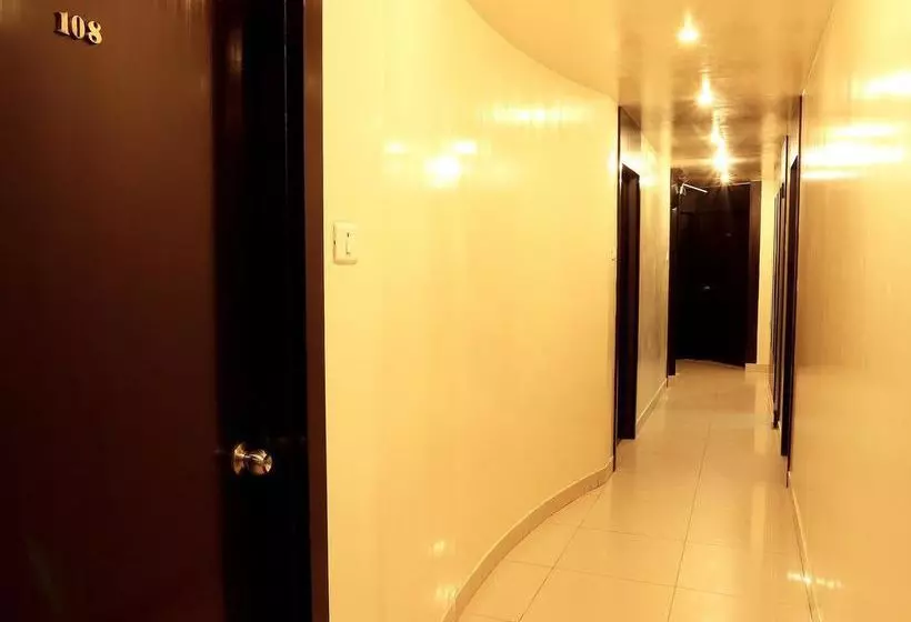 Hôtel Oyo Premium Elgin Road