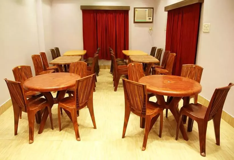 ホテル Oyo Rooms Newtown Near Dlf 1