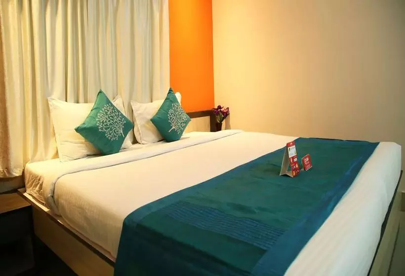 ホテル Oyo Rooms Newtown Near Dlf 1