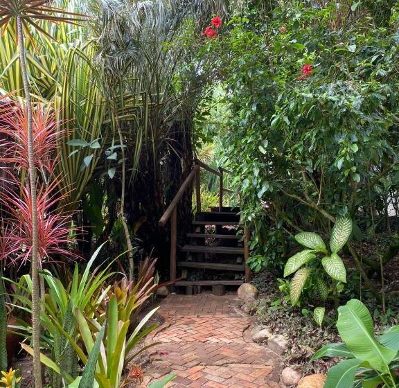 هتل Pousada Morro Dos Navegantes