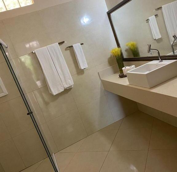 هتل Pousada Morro Dos Navegantes