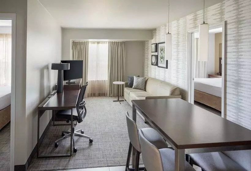 ホテル Residence Inn By Marriott Kansas City At The Legends