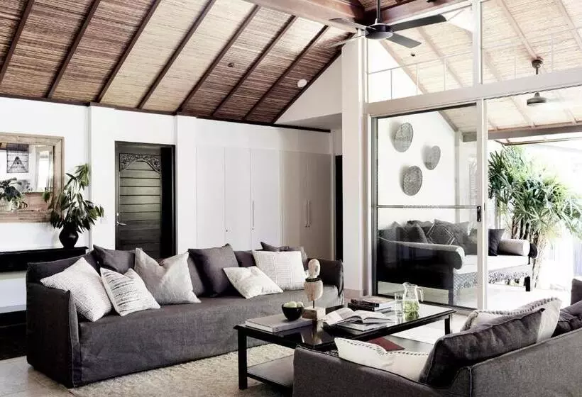 ホテル The Villas Of Byron