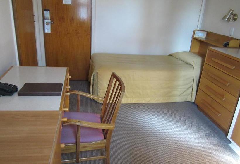 Hotel Anu  University House