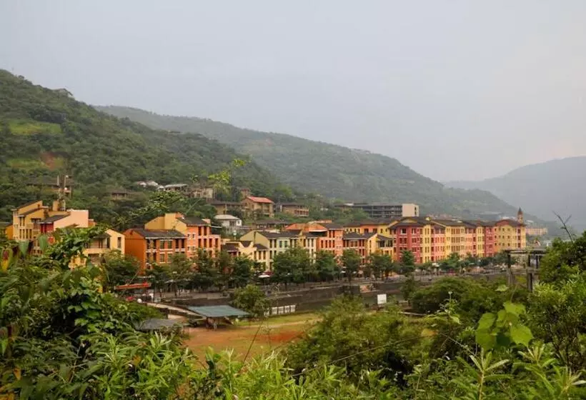 The Waterfront Shaw  Lavasa