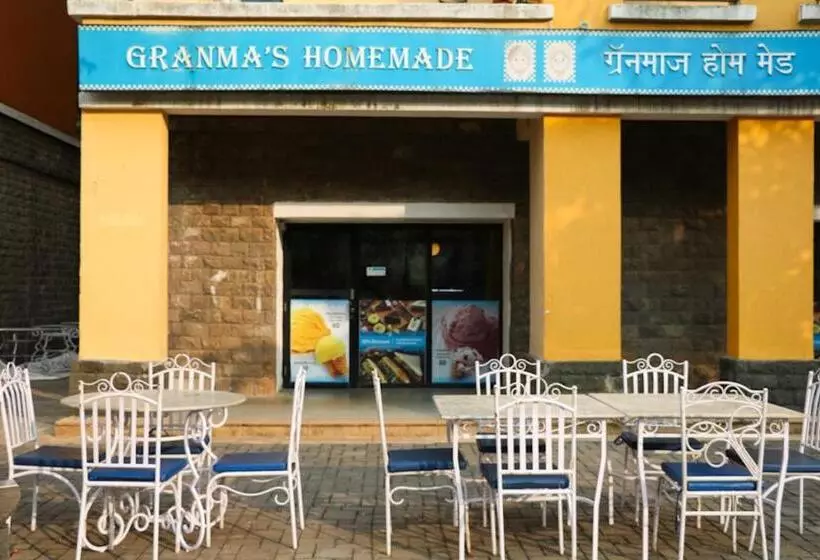 The Waterfront Shaw  Lavasa