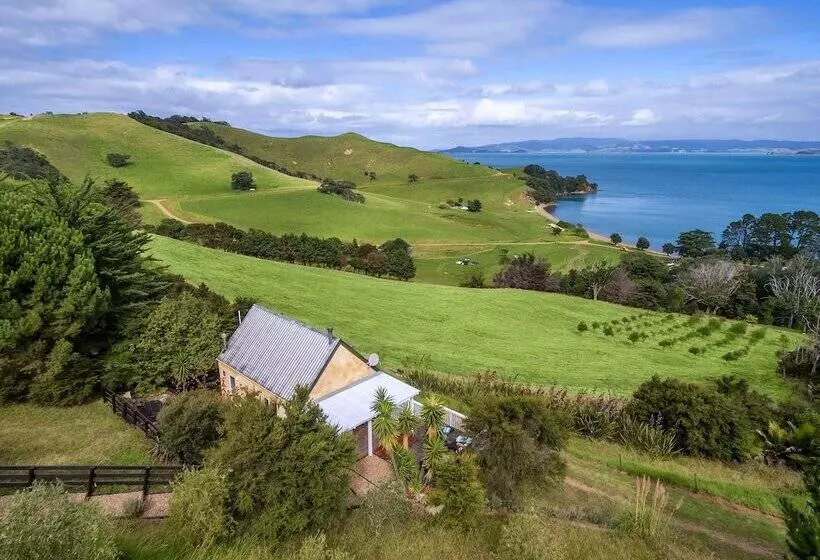 Woodside Bay Cottage