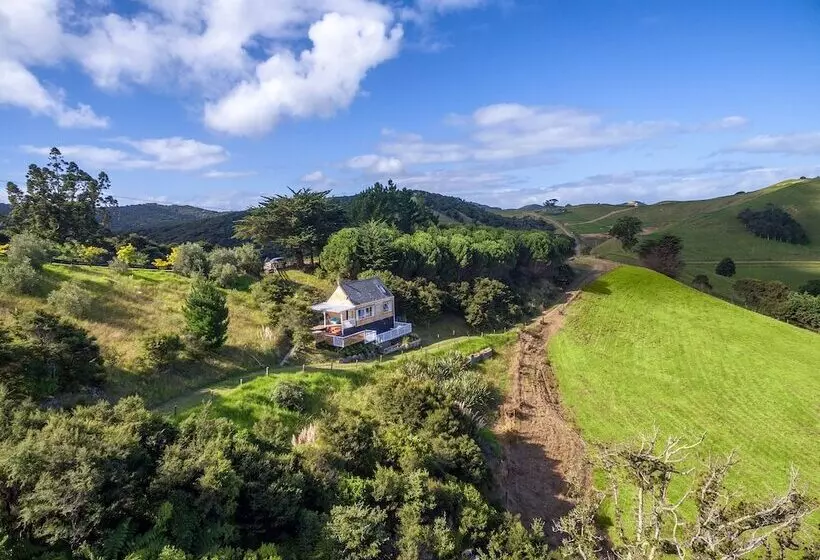 Woodside Bay Cottage