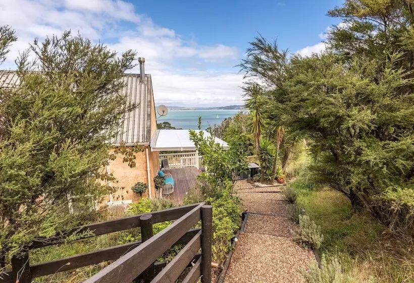 Woodside Bay Cottage