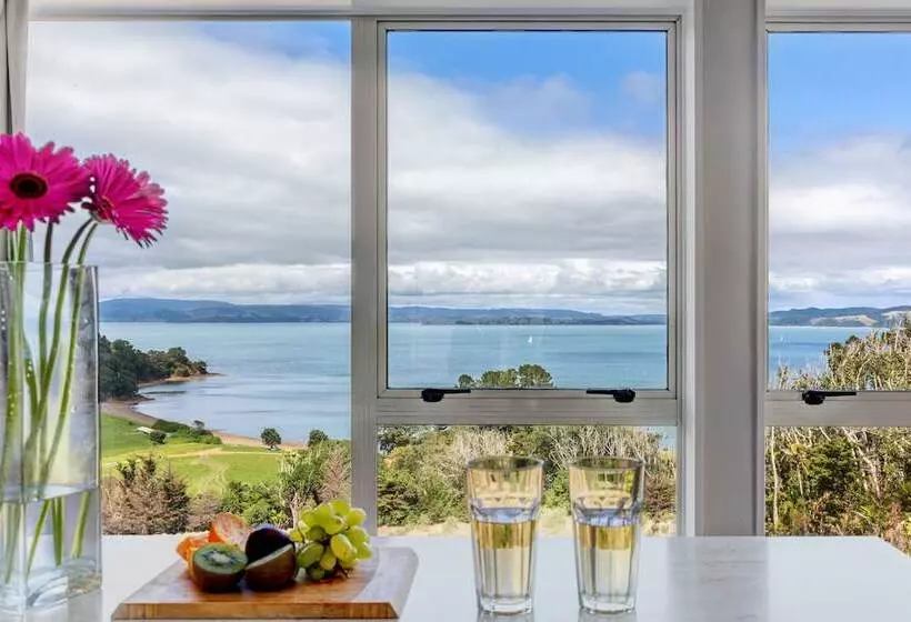 Woodside Bay Cottage