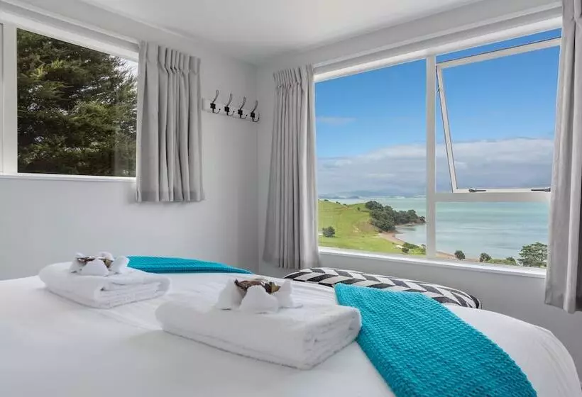 Woodside Bay Cottage