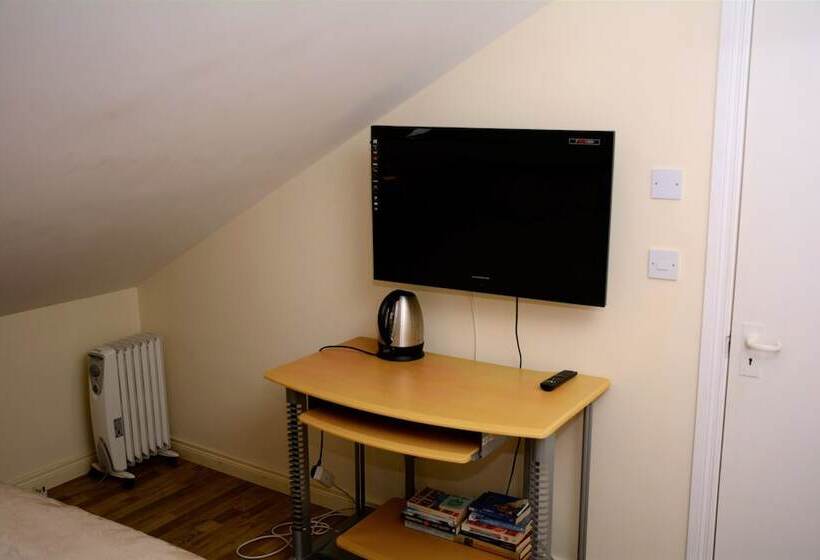 ベッドアンドブレックファースト Crockgarve B And B