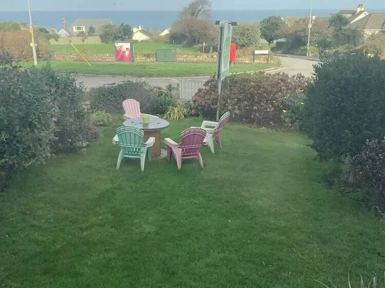 Green Apple Bed And Breakfast