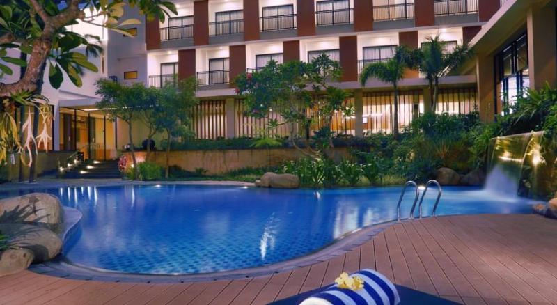 酒店 Aston Bojonegoro City