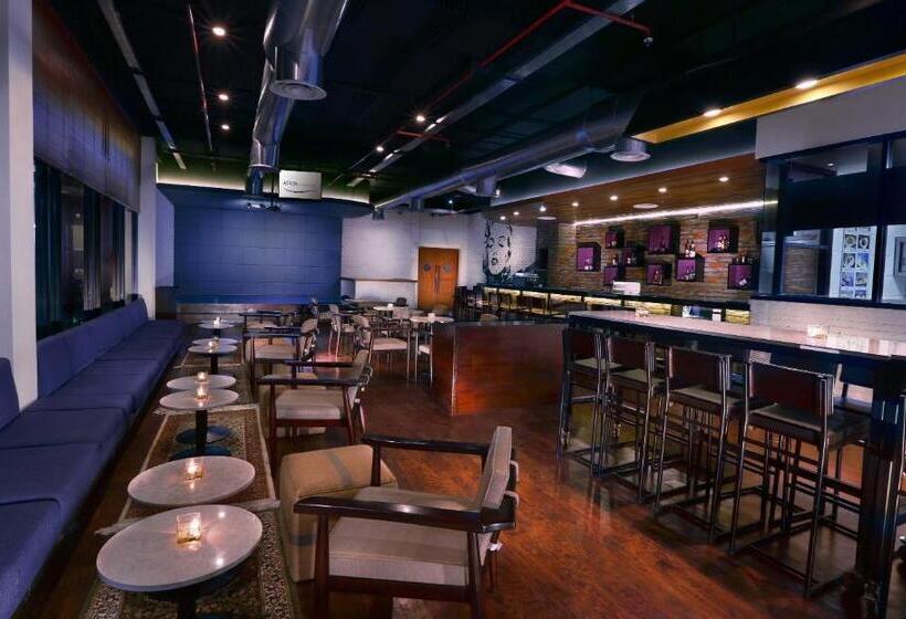 酒店 Aston Bojonegoro City