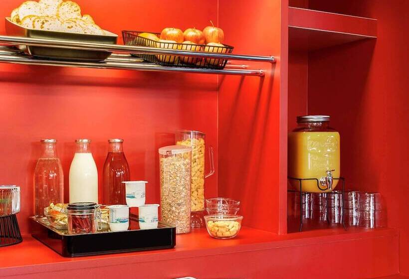 هتل F1 Paris Saint Ouen Marche Aux Puces