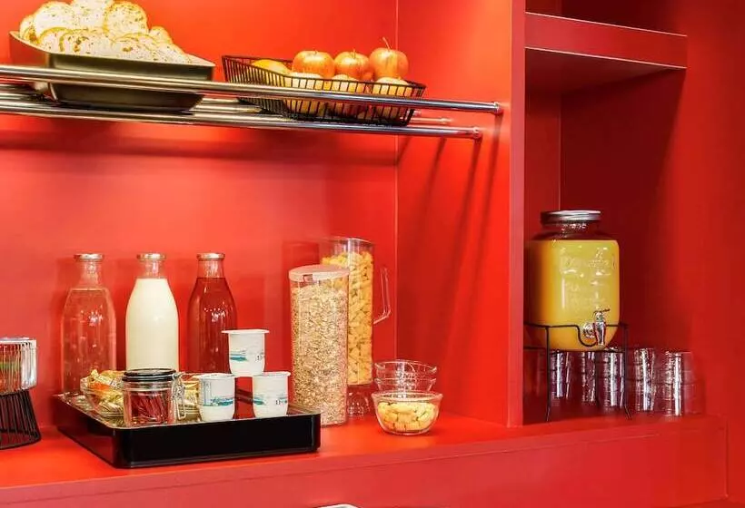 هتل F1 Paris Saint Ouen Marche Aux Puces