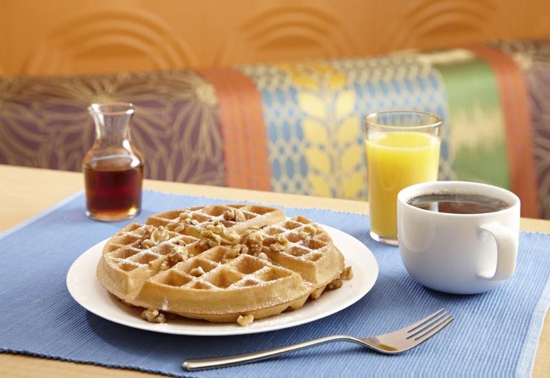 Otel Fairfield Inn & Suites By Marriott Plattsburgh