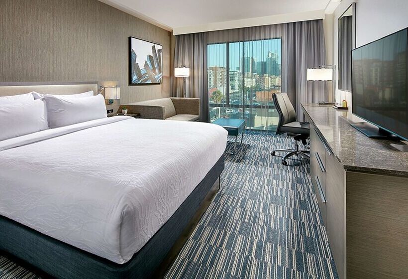 Отель Hilton Garden Inn San Diego Downtown/bayside