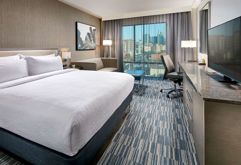 Отель Hilton Garden Inn San Diego Downtown/bayside