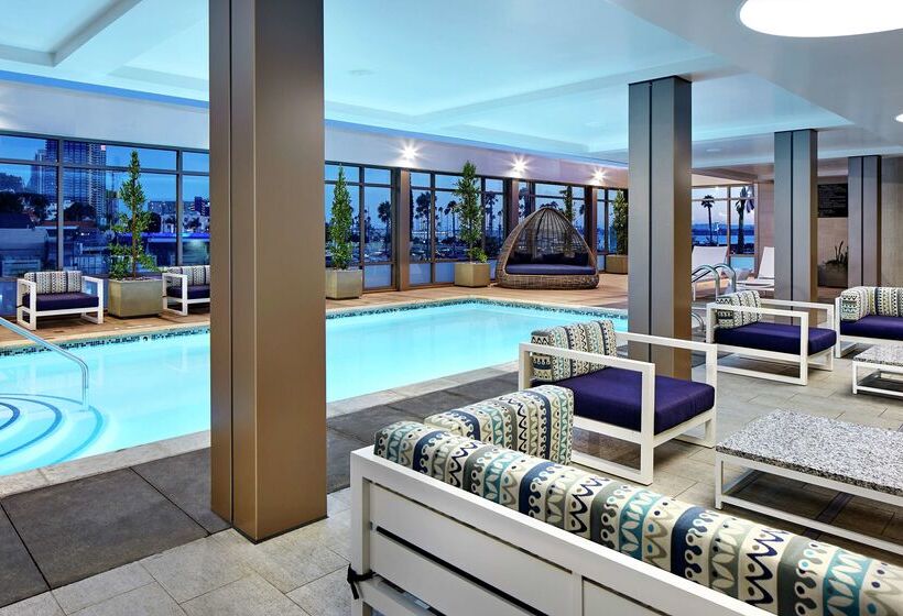 Отель Hilton Garden Inn San Diego Downtown/bayside