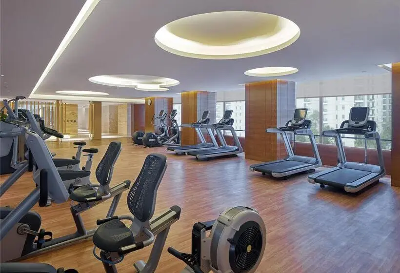 هتل Hilton Haikou