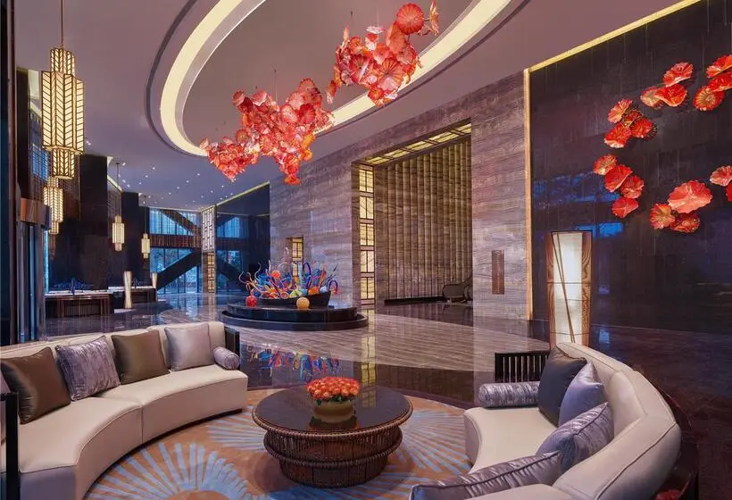 هتل Hilton Haikou