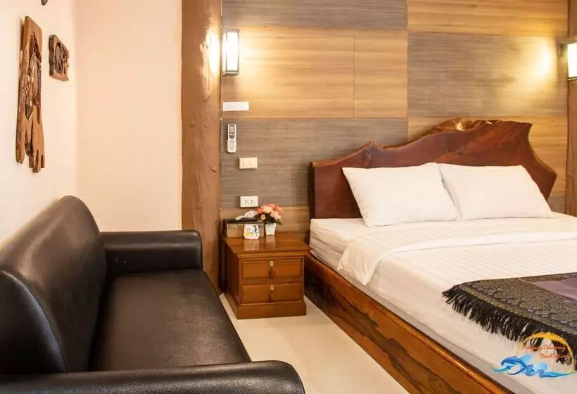 Szálloda Naiyang Discovery Beach Resort Sha