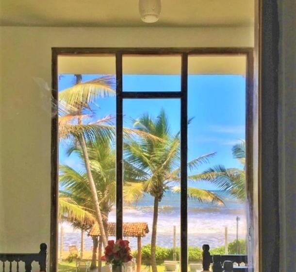 בית מלון כפרי Ocean Breeze Villa