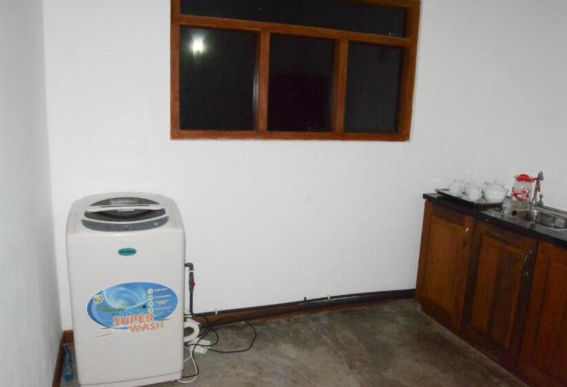 בית מלון כפרי Ocean Breeze Villa