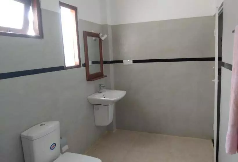 בית מלון כפרי Ocean Breeze Villa