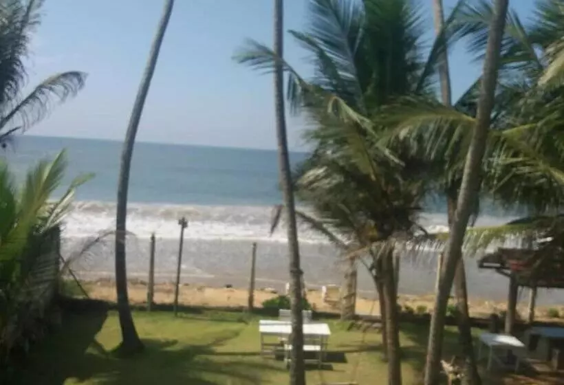 בית מלון כפרי Ocean Breeze Villa