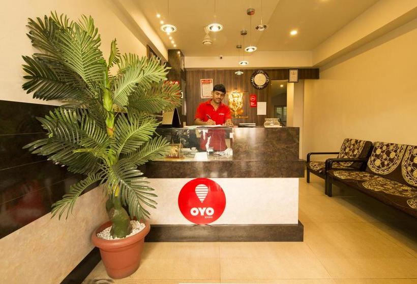 בית מלון כפרי Oyo Rooms Balgandharva Jm Road