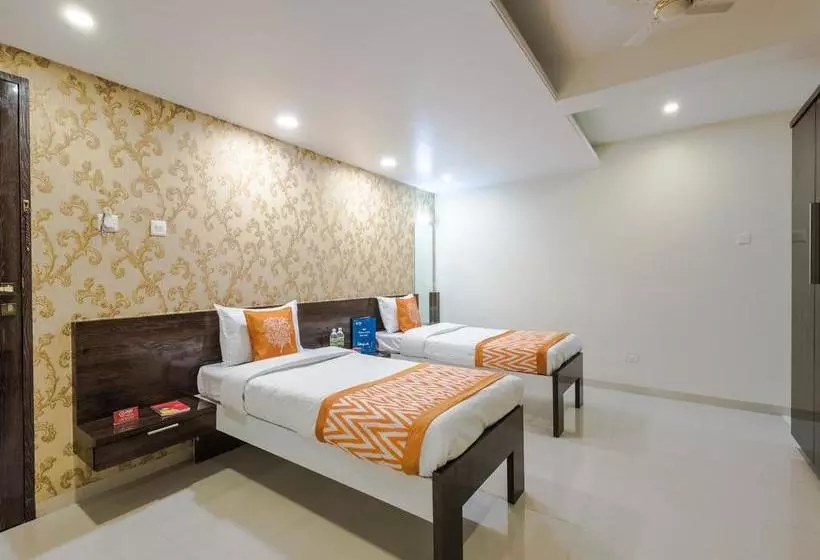 هتل Oyo Rooms Balgandharva Jm Road